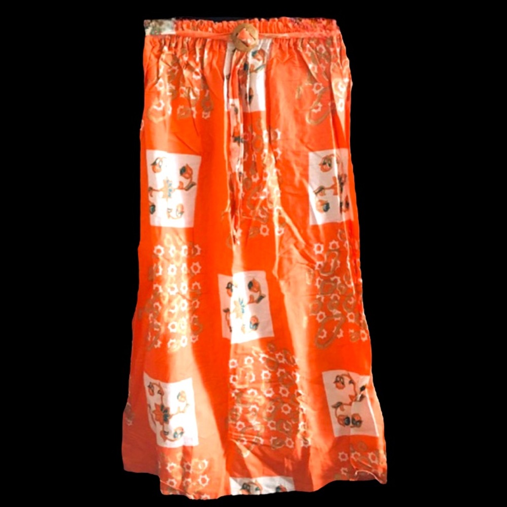 Beautiful Batik Floral Stretchy Skirt - Made in Indonesia 🌺